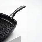 Cooker / Black